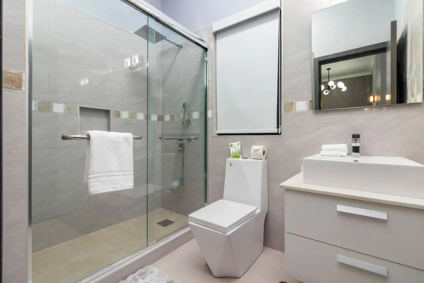 Holiday home Coastal Escape In Riviera Tower Isle Beach Neaby St Mary