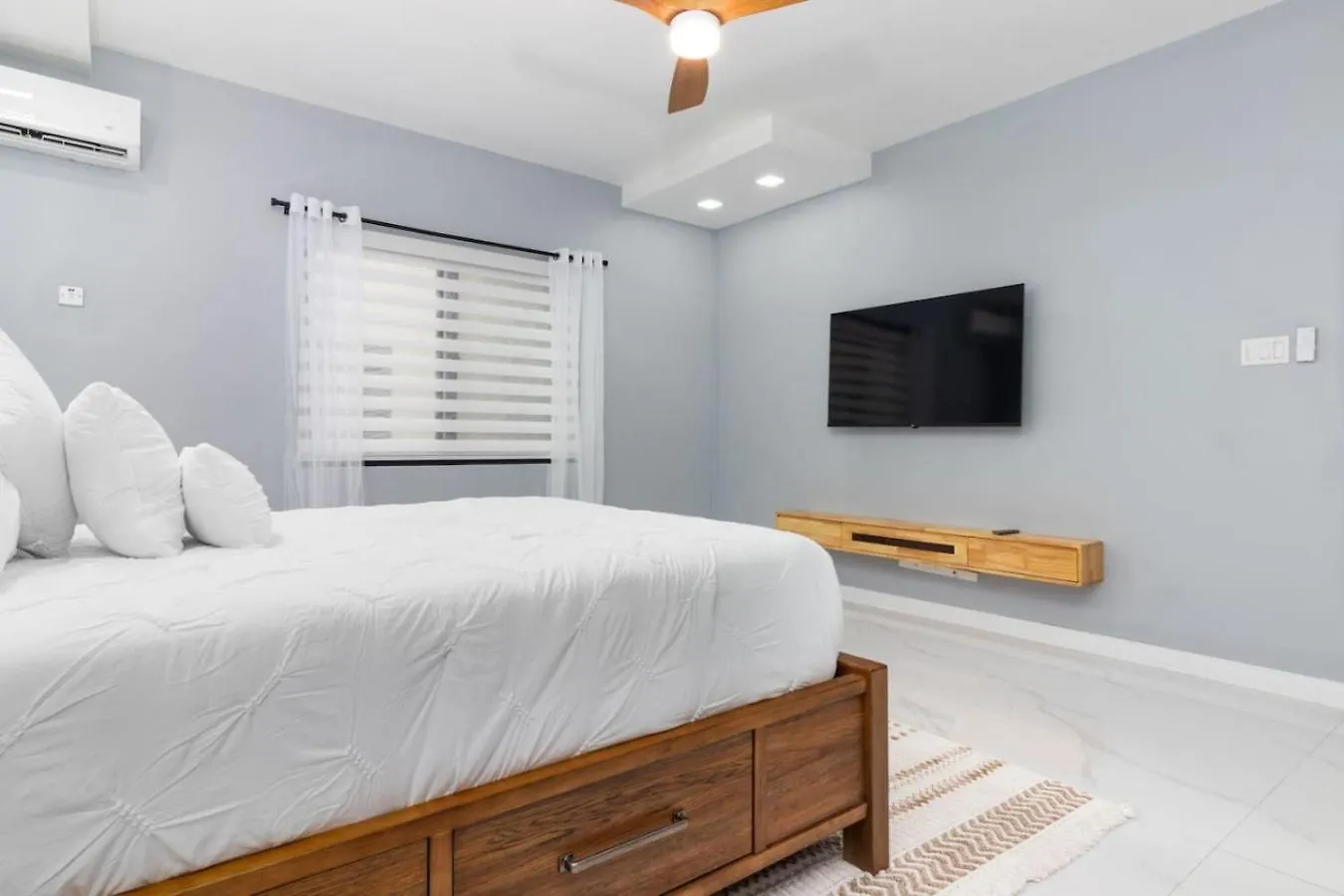 Coastal Escape In Riviera Tower Isle Beach Neaby Saint Maryʼs